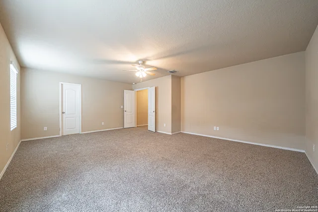 $1,800 | 5706 Sendero Springs, San Antonio, TX 78251