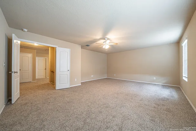 $1,800 | 5706 Sendero Springs, San Antonio, TX 78251