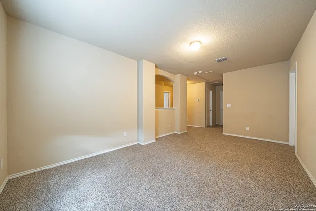 $1,800 | 5706 Sendero Springs, San Antonio, TX 78251