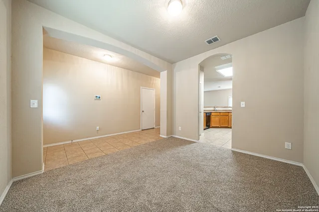 $1,800 | 5706 Sendero Springs, San Antonio, TX 78251