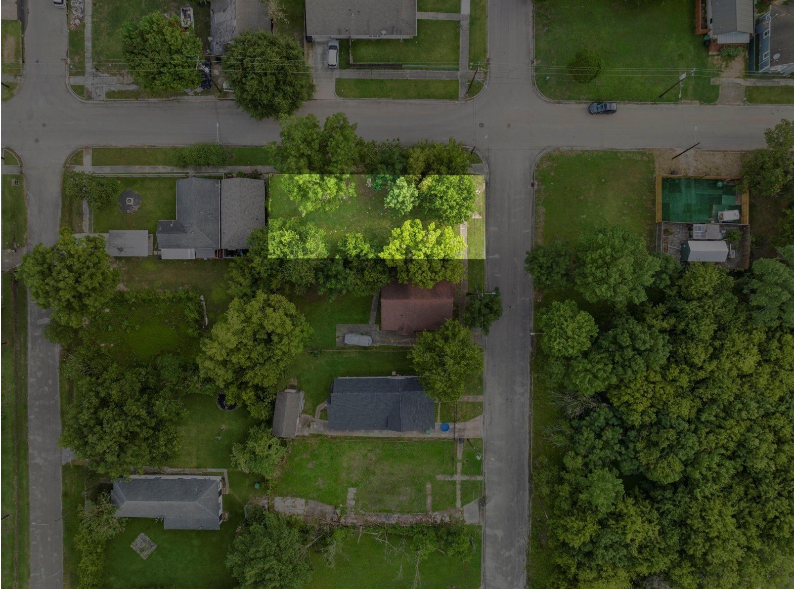 1919 Hailey Street Houston, TX 77026 - Photo 2 of 4 an aerial view of a house with a yard