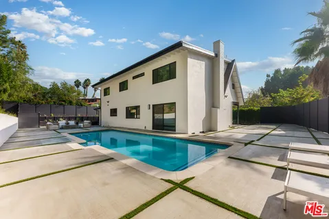 $2,099,000 | 6427 Tahoe Drive, Los Angeles, CA 90068