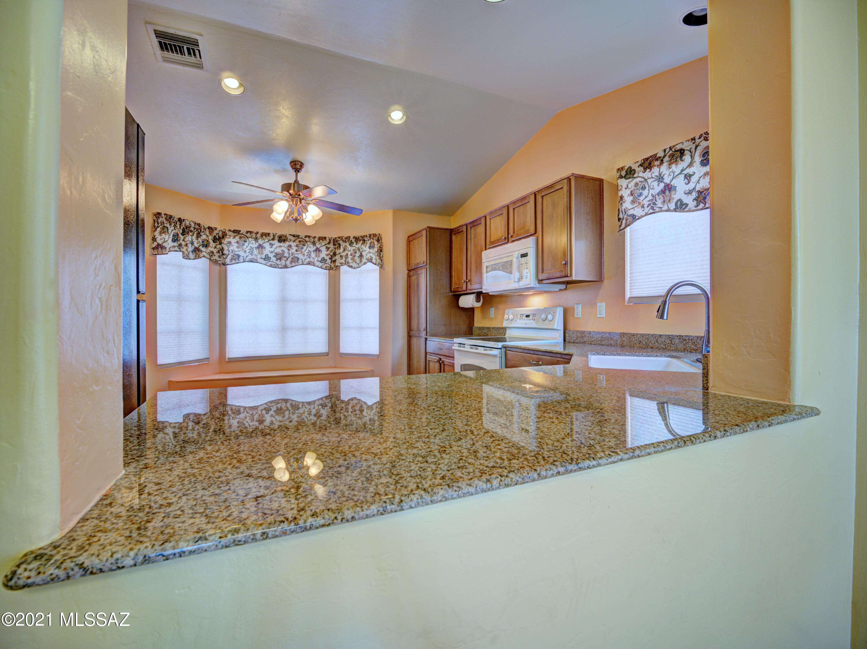 439 Colorado Court Rio Rico, AZ 85648 - Photo 10 of 25