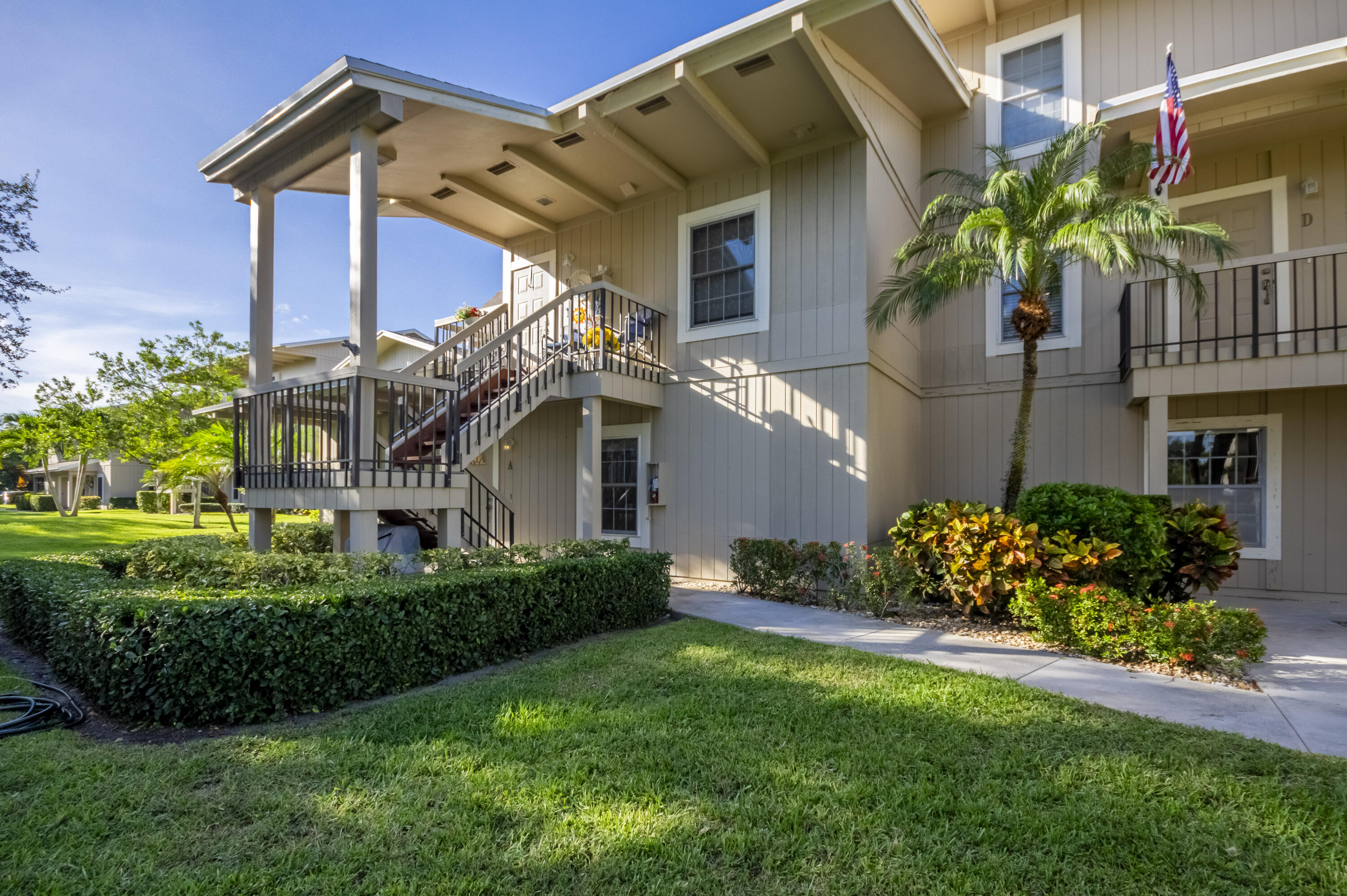 9149 Southeast Riverfront Terrace, Unit A Jupiter, FL 33469 - Photo 3 of 24 IMG-1