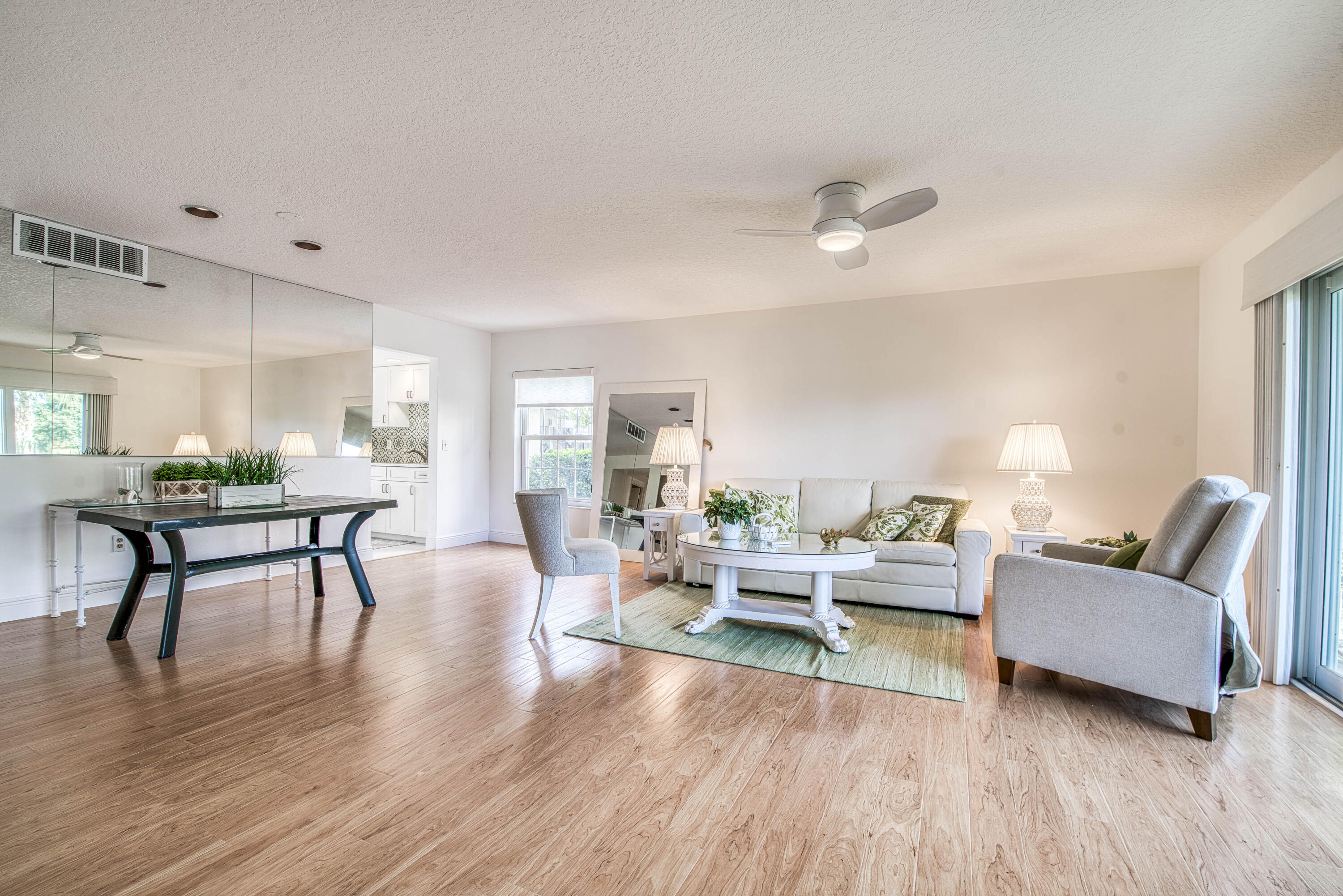 9149 Southeast Riverfront Terrace, Unit A Jupiter, FL 33469 - Photo 5 of 24 _IMG8628_HDR