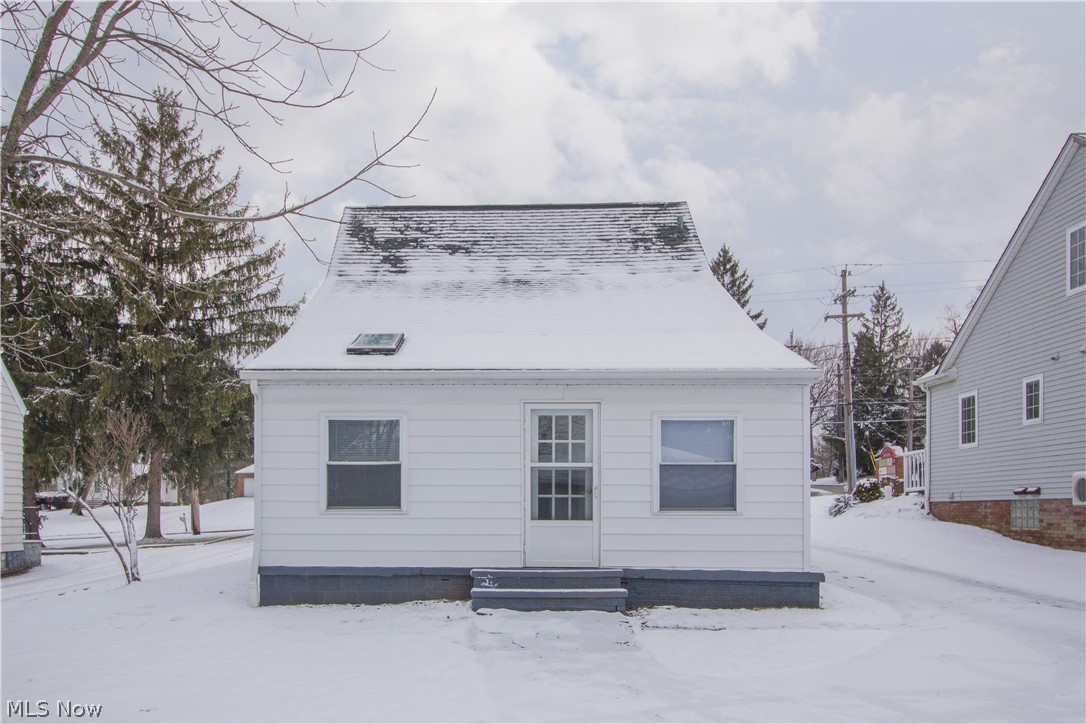 12381 Ridge Road North Royalton, OH 44133 - Photo 30 of 35
