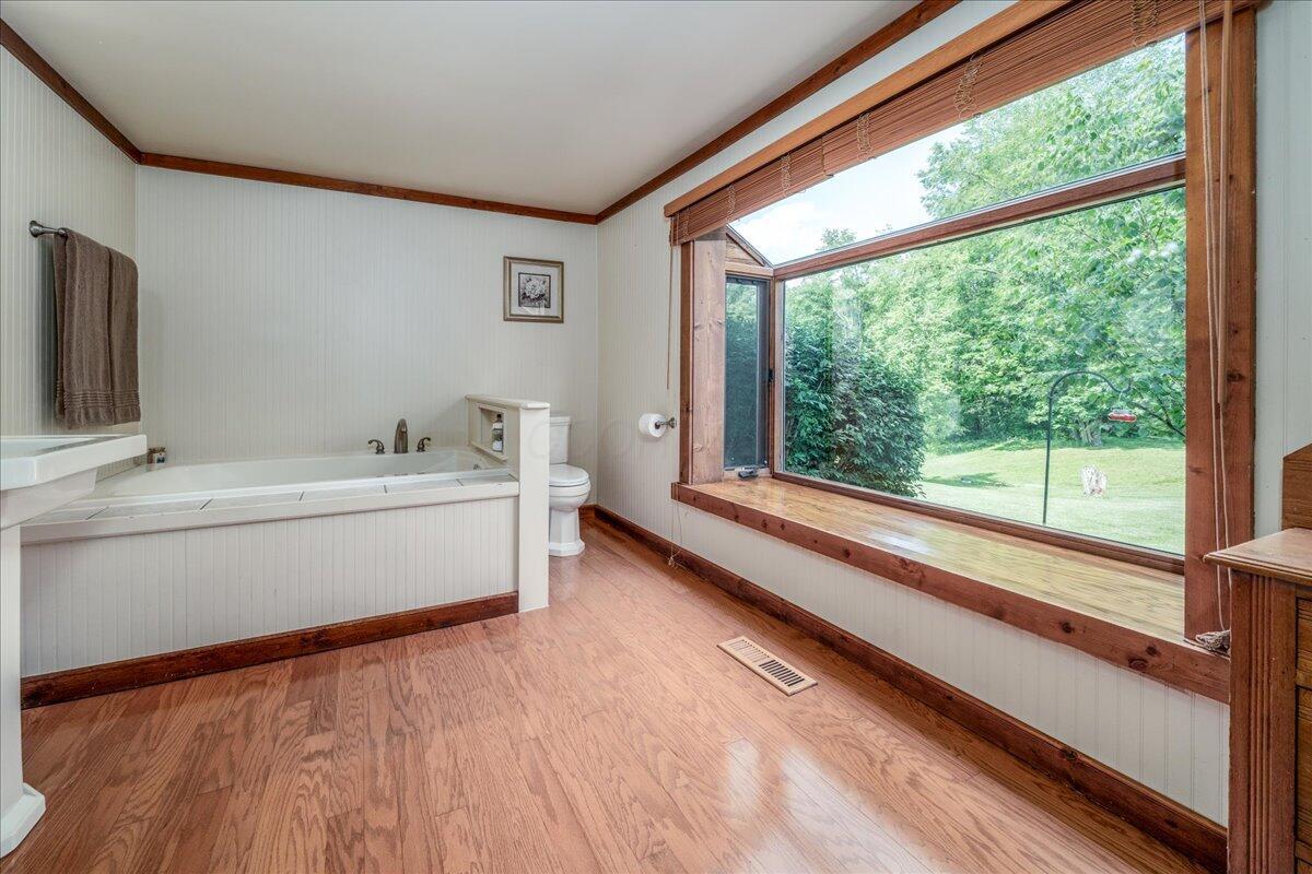 37000 Kingsbury Road Pomeroy, OH 45769 - Photo 33 of 69 1st floor master bathroom