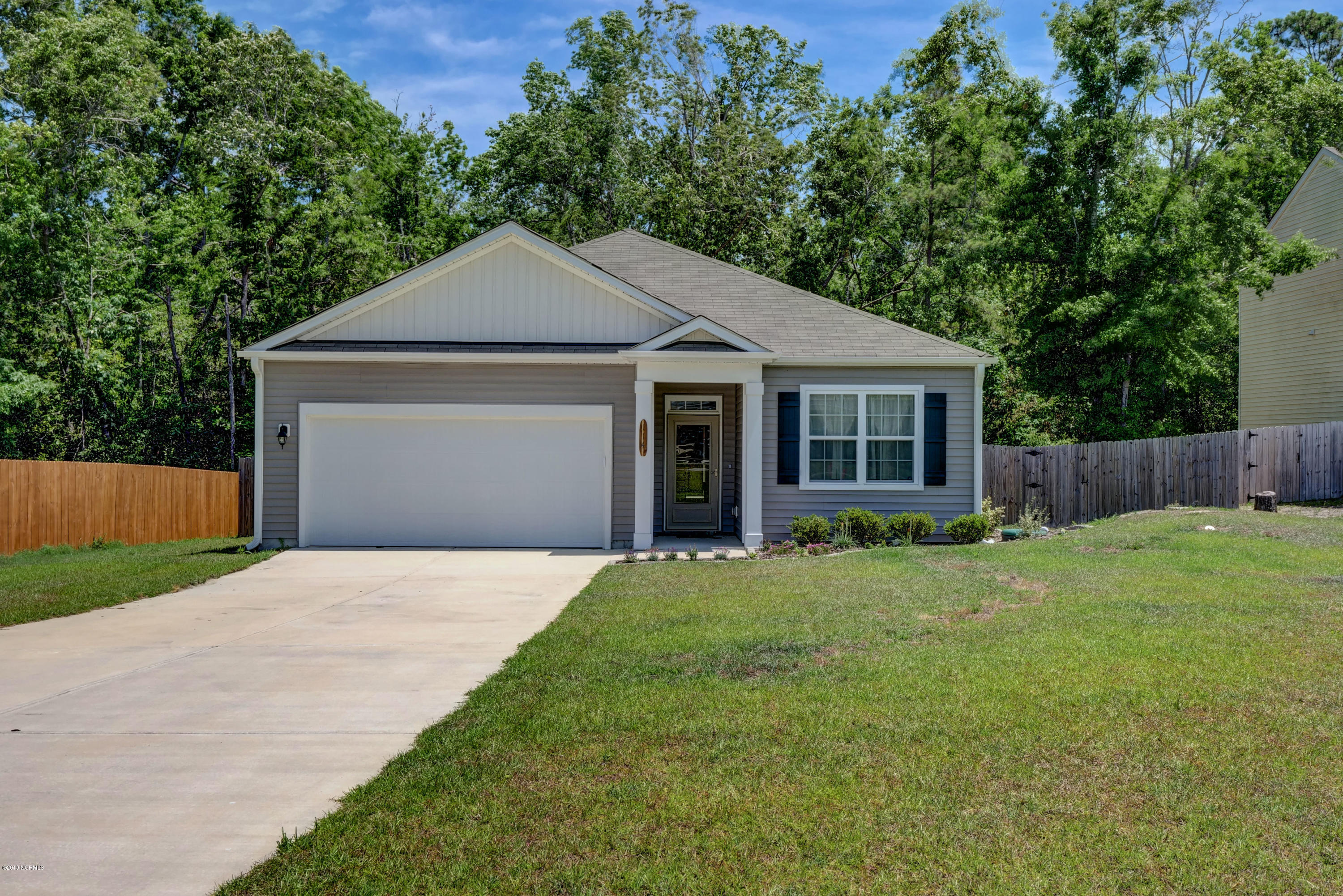 114 Mardella Way Holly Ridge, NC 28445 - Photo 3 of 37 P3677527_28_29_30_31_32_33
