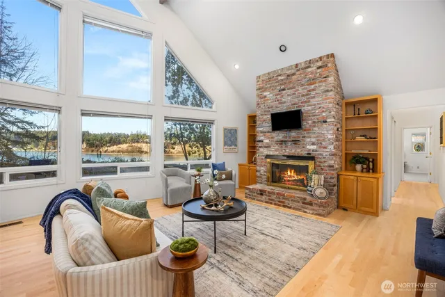 $1,495,000 | 16273 Reitan Road Northeast, Bainbridge Island, WA 98110