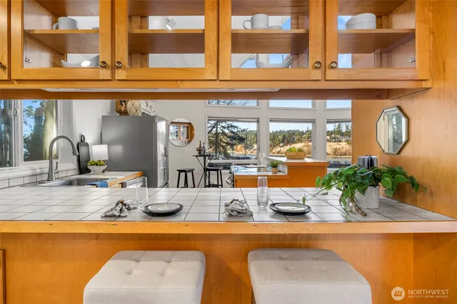 $1,495,000 | 16273 Reitan Road Northeast, Bainbridge Island, WA 98110