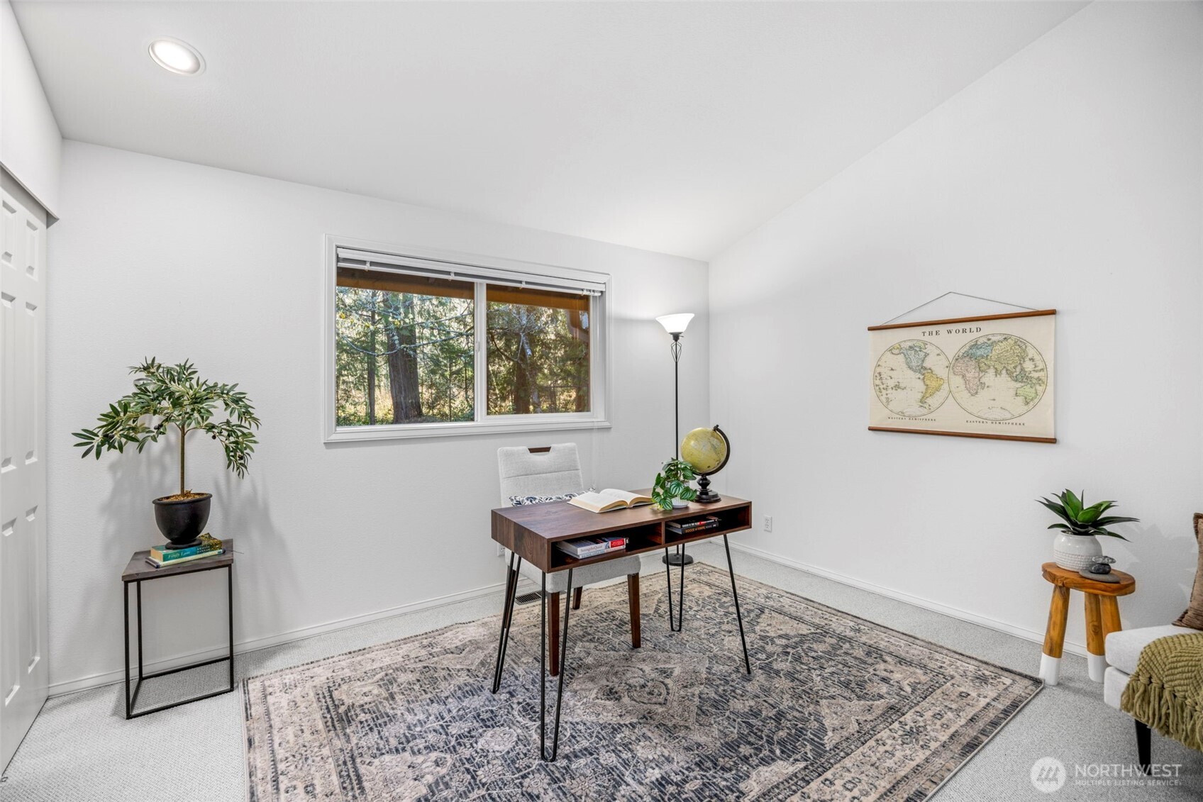 16273 Reitan Road Northeast Bainbridge Island, WA 98110 - Photo 26 of 39