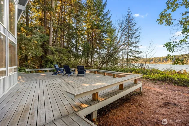 $1,495,000 | 16273 Reitan Road Northeast, Bainbridge Island, WA 98110