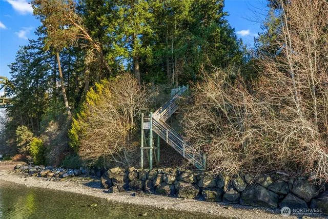 $1,495,000 | 16273 Reitan Road Northeast, Bainbridge Island, WA 98110