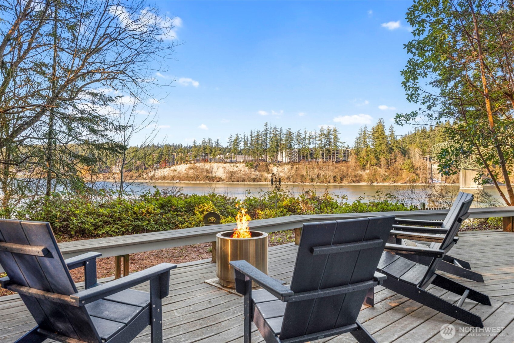 16273 Reitan Road Northeast Bainbridge Island, WA 98110 - Photo 9 of 39