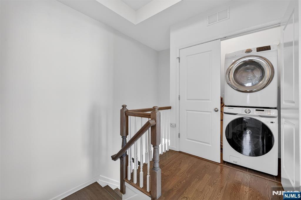 48 Roosevelt Drive Wood-Ridge, NJ 07075 - Photo 31 of 48