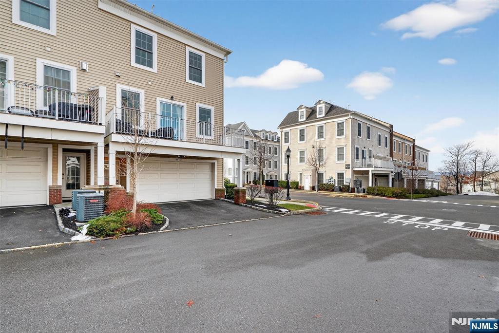 48 Roosevelt Drive Wood-Ridge, NJ 07075 - Photo 40 of 48