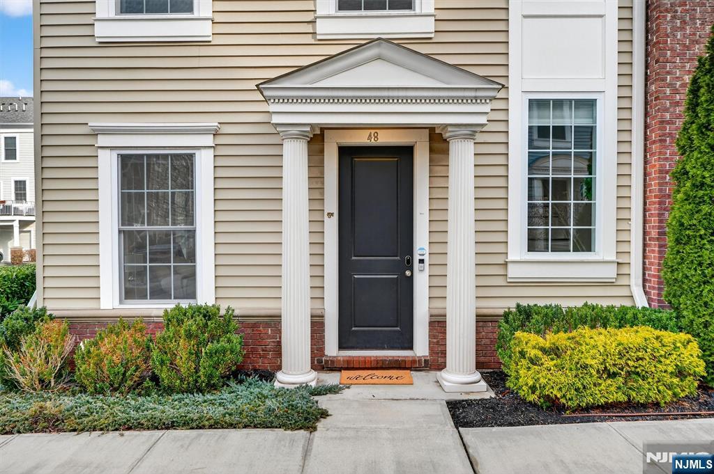 48 Roosevelt Drive Wood-Ridge, NJ 07075 - Photo 4 of 48