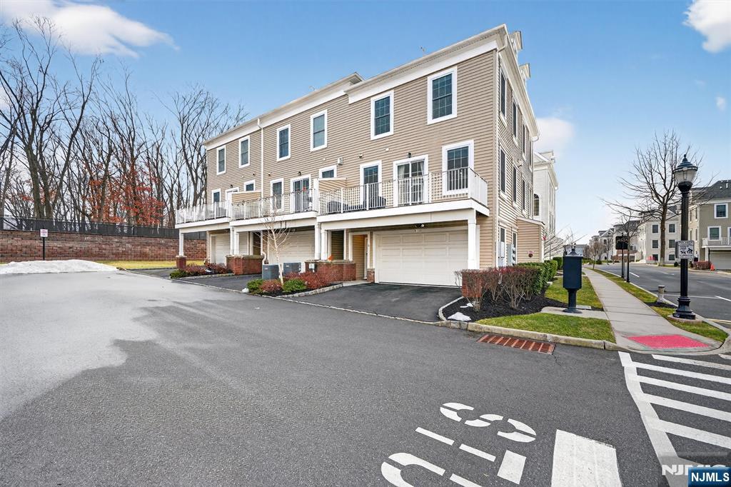 48 Roosevelt Drive Wood-Ridge, NJ 07075 - Photo 41 of 48