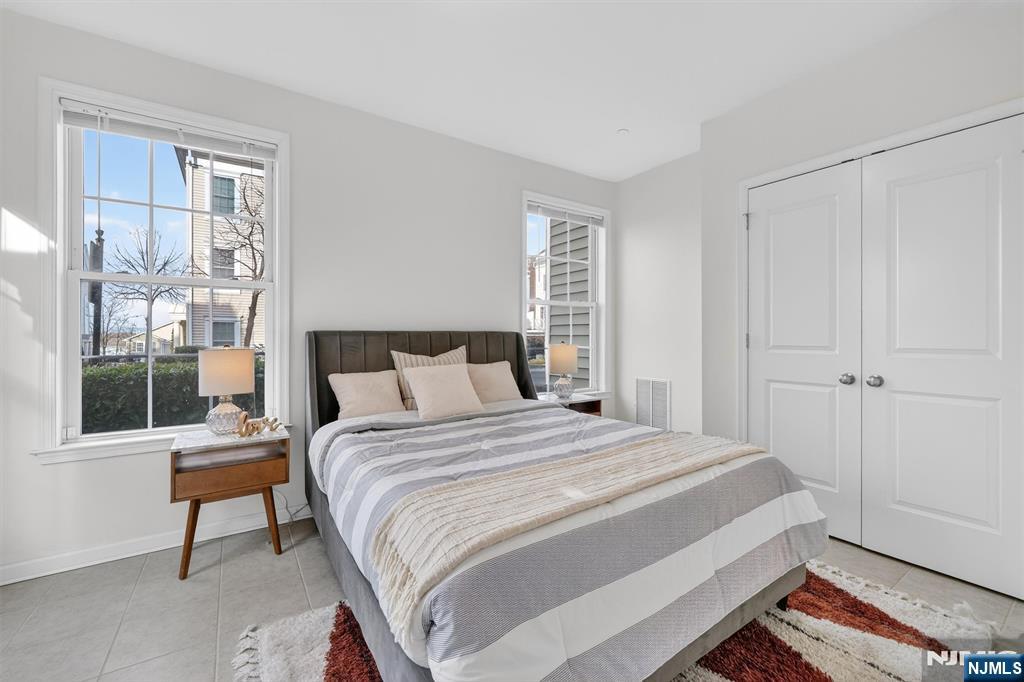 48 Roosevelt Drive Wood-Ridge, NJ 07075 - Photo 6 of 48