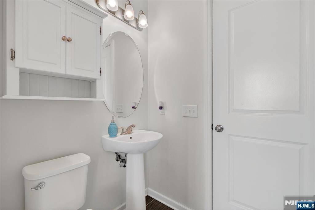 48 Roosevelt Drive Wood-Ridge, NJ 07075 - Photo 7 of 48