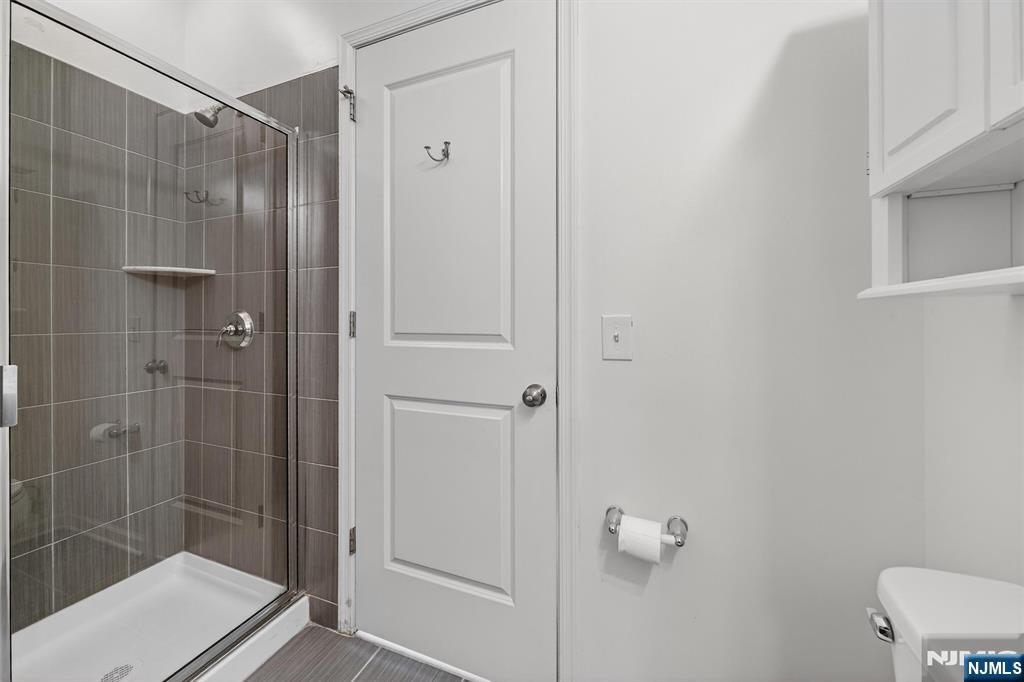 48 Roosevelt Drive Wood-Ridge, NJ 07075 - Photo 8 of 48