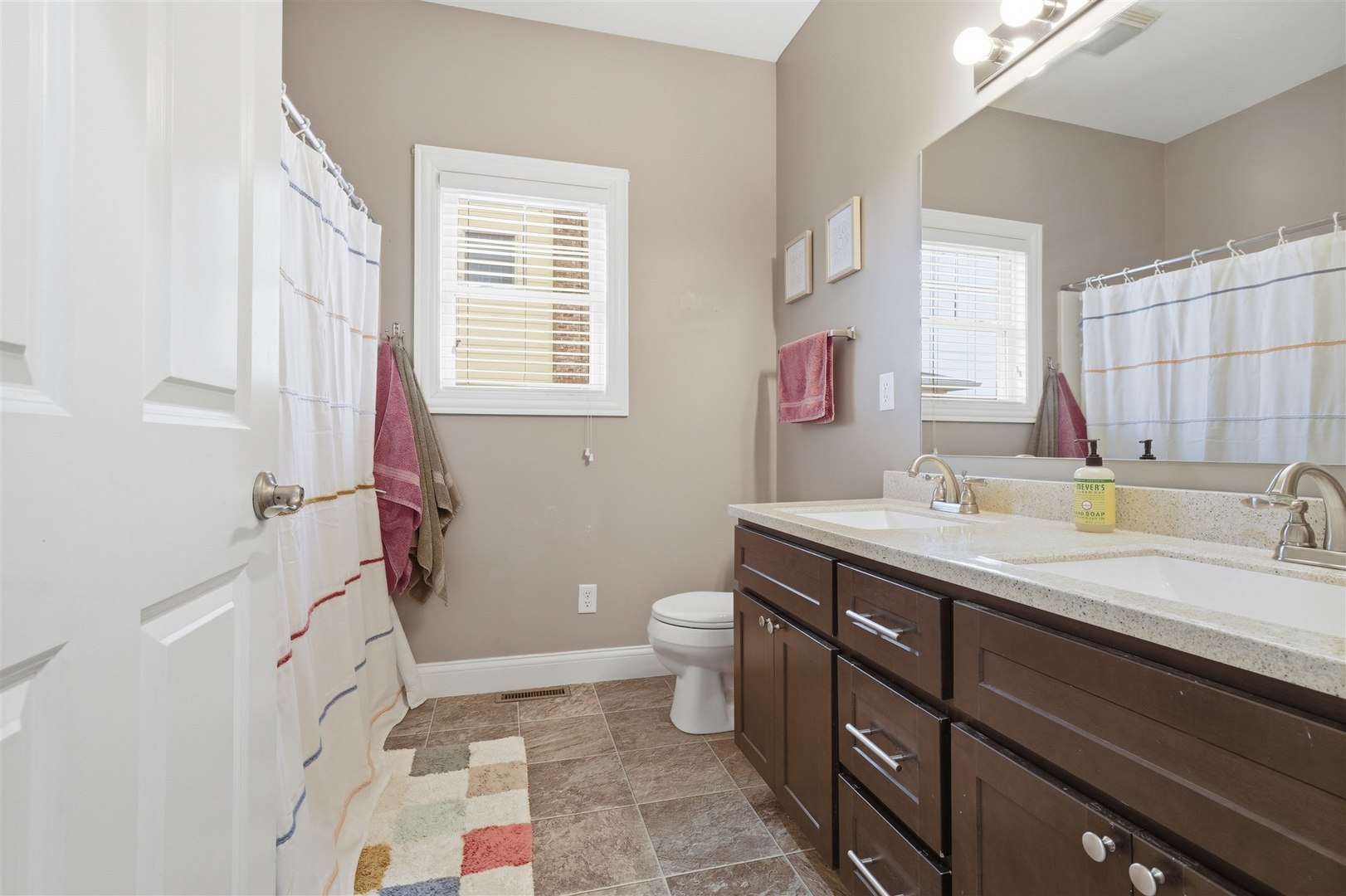 404 Victoria Drive Washington, IL 61571 - Photo 13 of 29