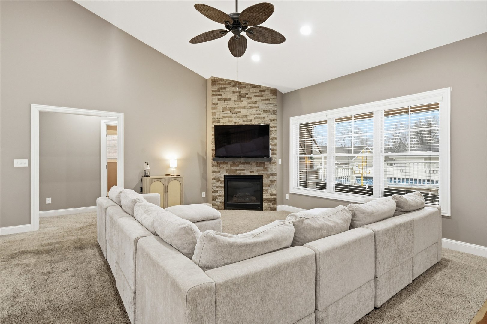 404 Victoria Drive Washington, IL 61571 - Photo 6 of 29
