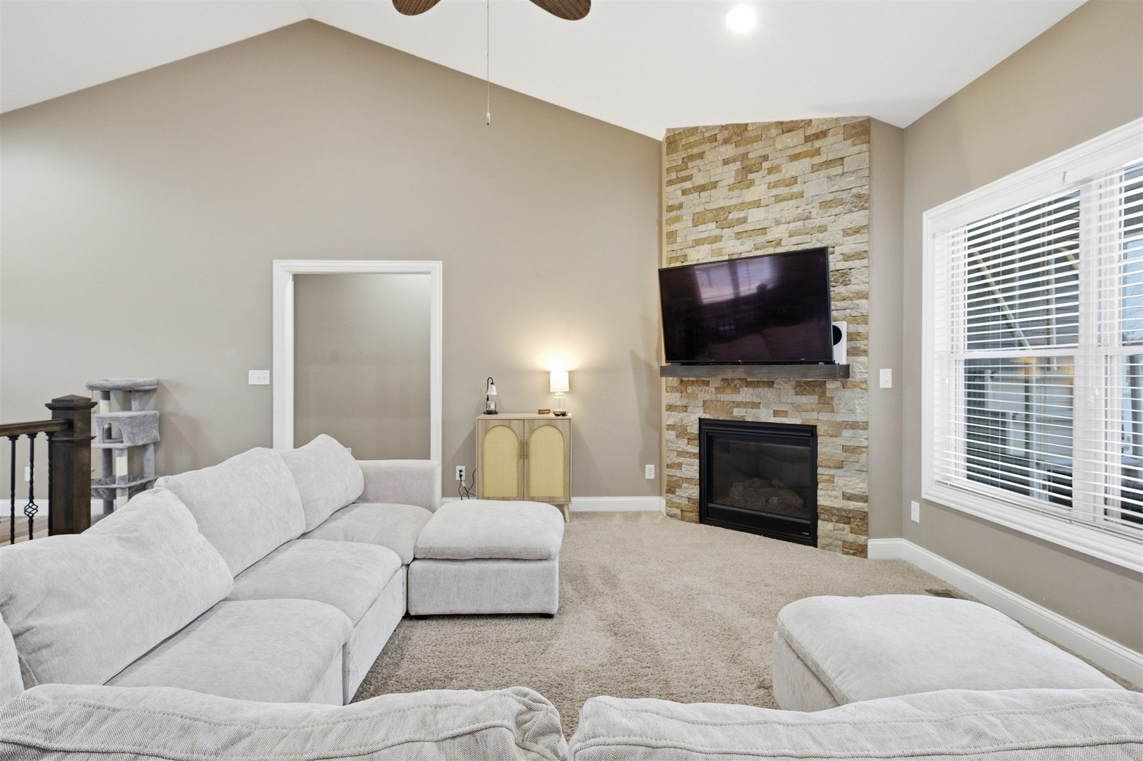 404 Victoria Drive Washington, IL 61571 - Photo 7 of 29