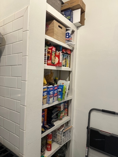 1459 West Elmdale Avenue, Unit 3 Chicago, IL 60660 - Photo 11 of 13 a view of storage and utility room