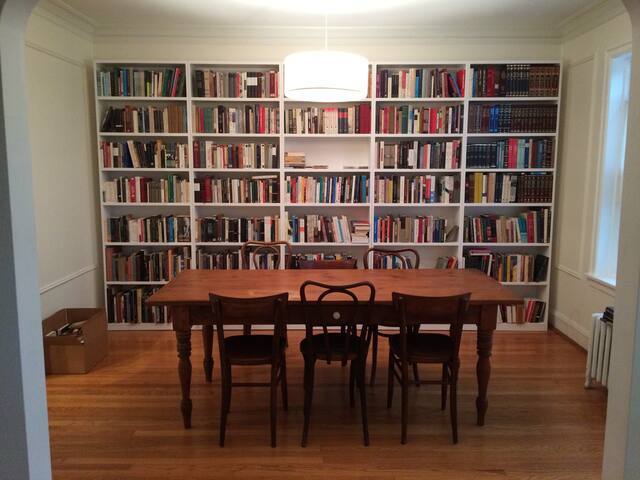 1459 West Elmdale Avenue, Unit 3 Chicago, IL 60660 - Photo 4 of 13 a view of a dining room with furniture and wooden floor