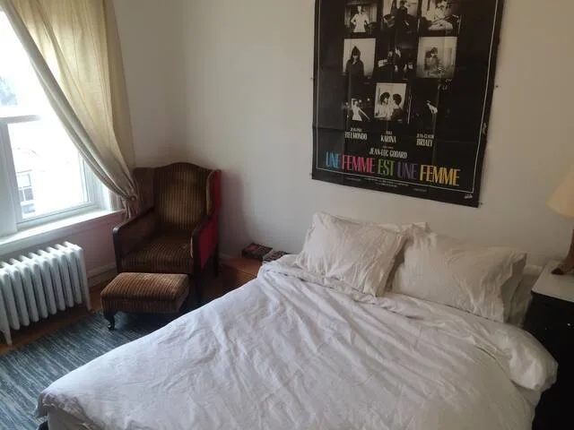 $2,000 | 1459 West Elmdale Avenue, Unit 3, Chicago, IL 60660