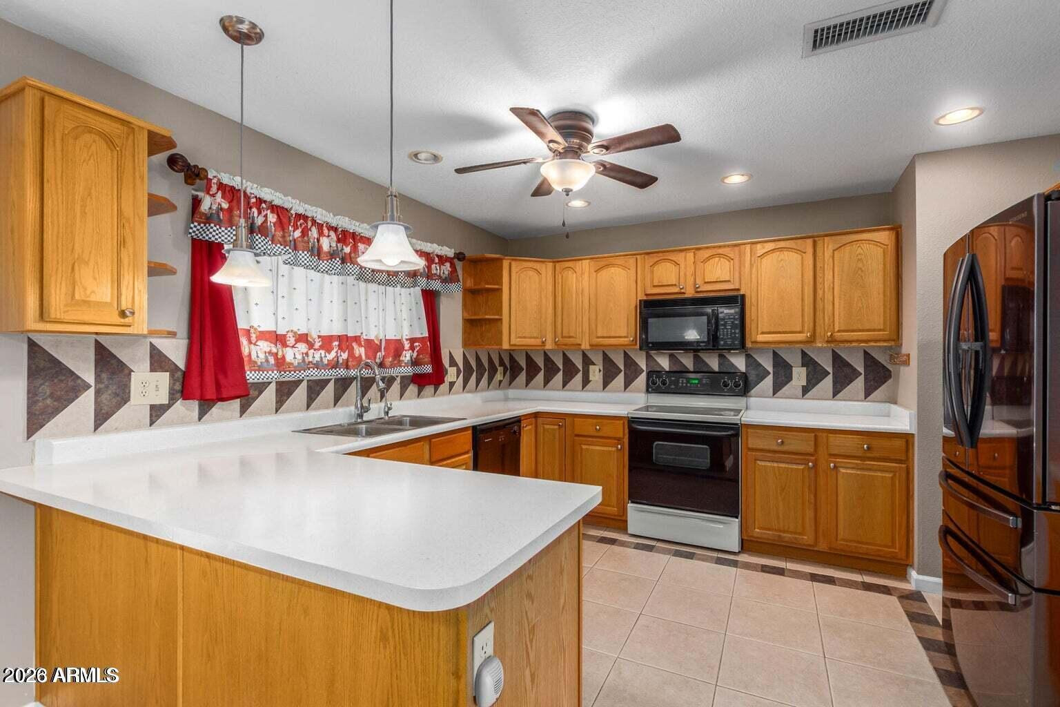 12630 North Blue Ridge Drive Sun City, AZ 85351 - Photo 6 of 19 Photo #6
