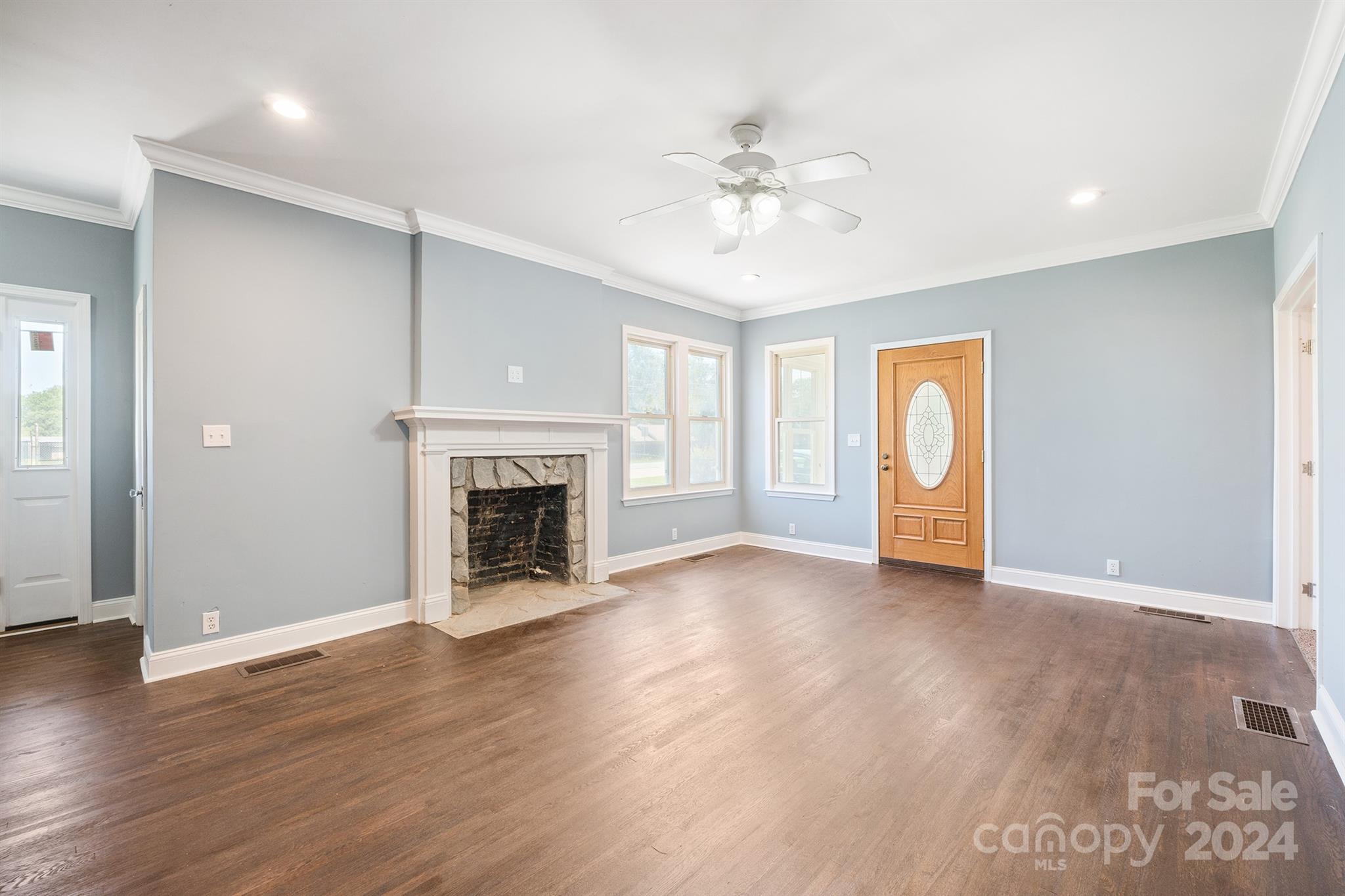 600 North Main Street Stanley, NC 28164 - Photo 7 of 36