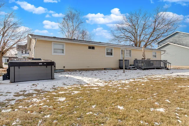 $309,900 | 400 East Lafayette Street, Somonauk, IL 60552