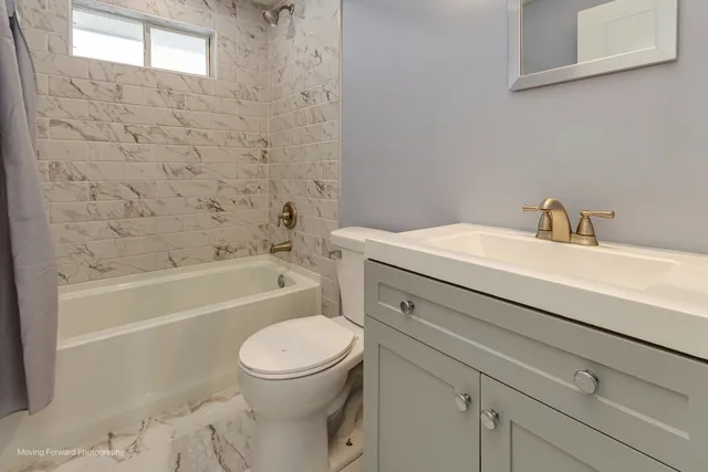 $309,900 | 400 East Lafayette Street, Somonauk, IL 60552