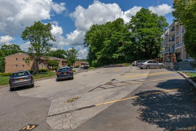 $120,000 | 1840 Crompond Road, Unit 7B8, Peekskill, NY 10566