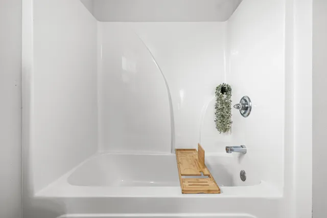 $425,000 | 242 Terrance Lane, Mary Esther, FL 32569