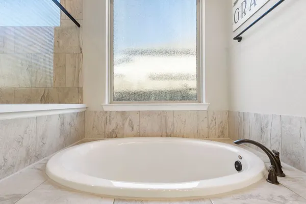 $600,000 | 17406 Orchid Falls Lane, Conroe, TX 77302