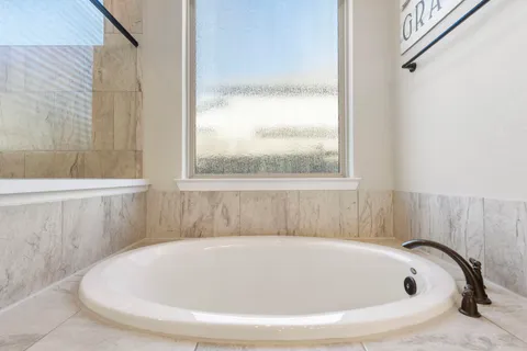 $600,000 | 17406 Orchid Falls Lane, Conroe, TX 77302