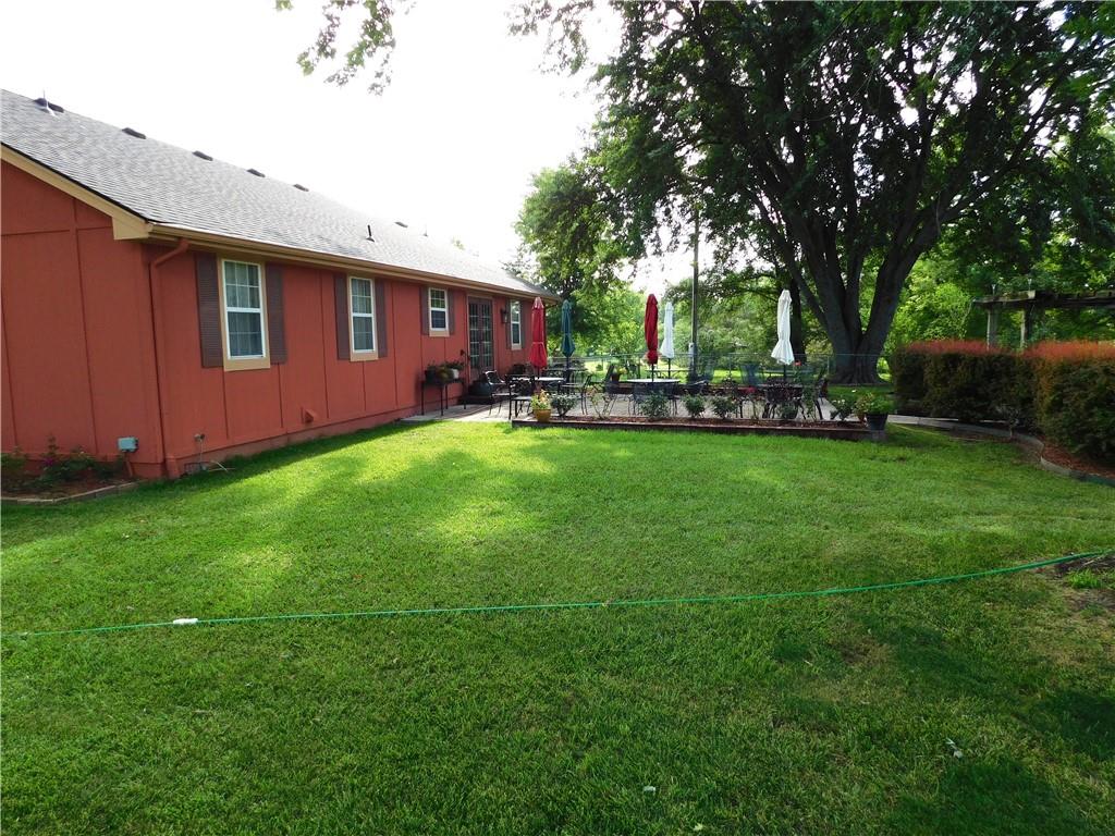 1250 Northwest 450th Road Holden, MO 64040 - Photo 3 of 6
