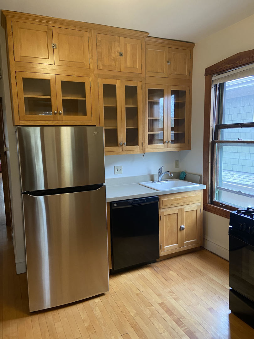 Undisclosed Address Oak Park, IL 60302 - Photo 5 of 11