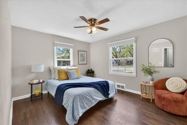 $395,000 | 5507 Roe Boulevard, Roeland Park, KS 66205