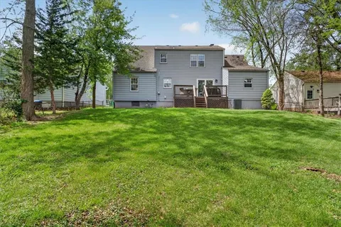 $395,000 | 5507 Roe Boulevard, Roeland Park, KS 66205