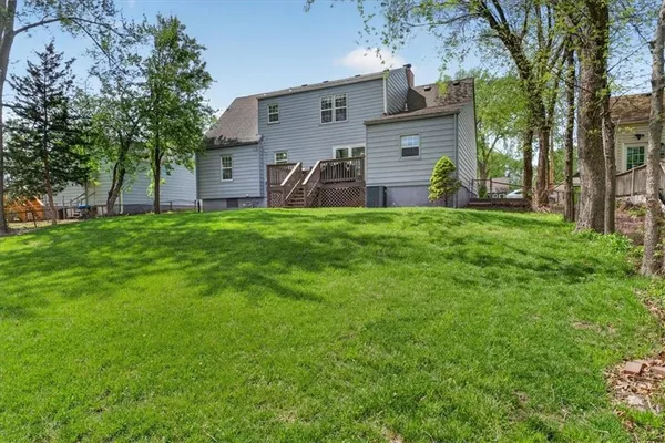 $395,000 | 5507 Roe Boulevard, Roeland Park, KS 66205