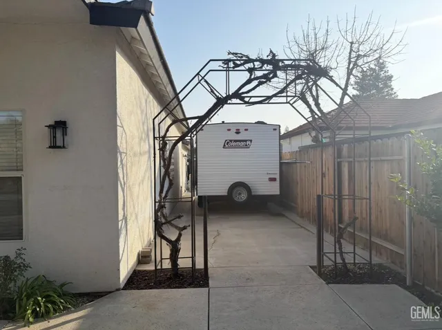 $575,000 | Undisclosed Address, Bakersfield, CA 93312