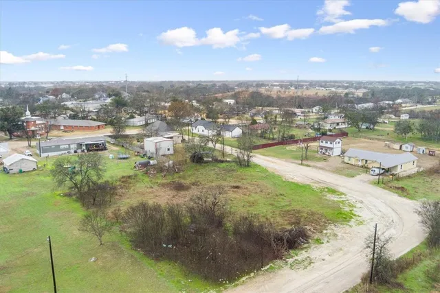 $69,900 | 208 Evergreen Street, Eddy, TX 76524