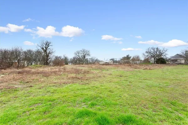 $69,900 | 208 Evergreen Street, Eddy, TX 76524