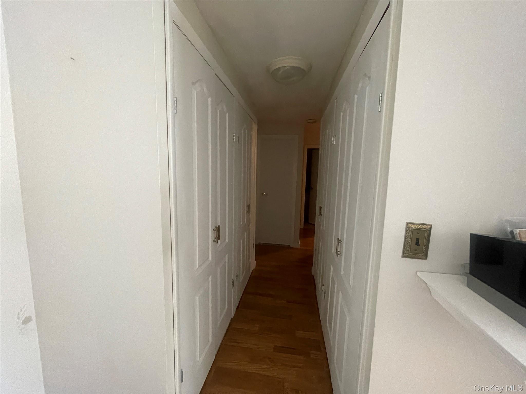 693 Blue Ridge Drive Medford, NY 11763 - Photo 11 of 25