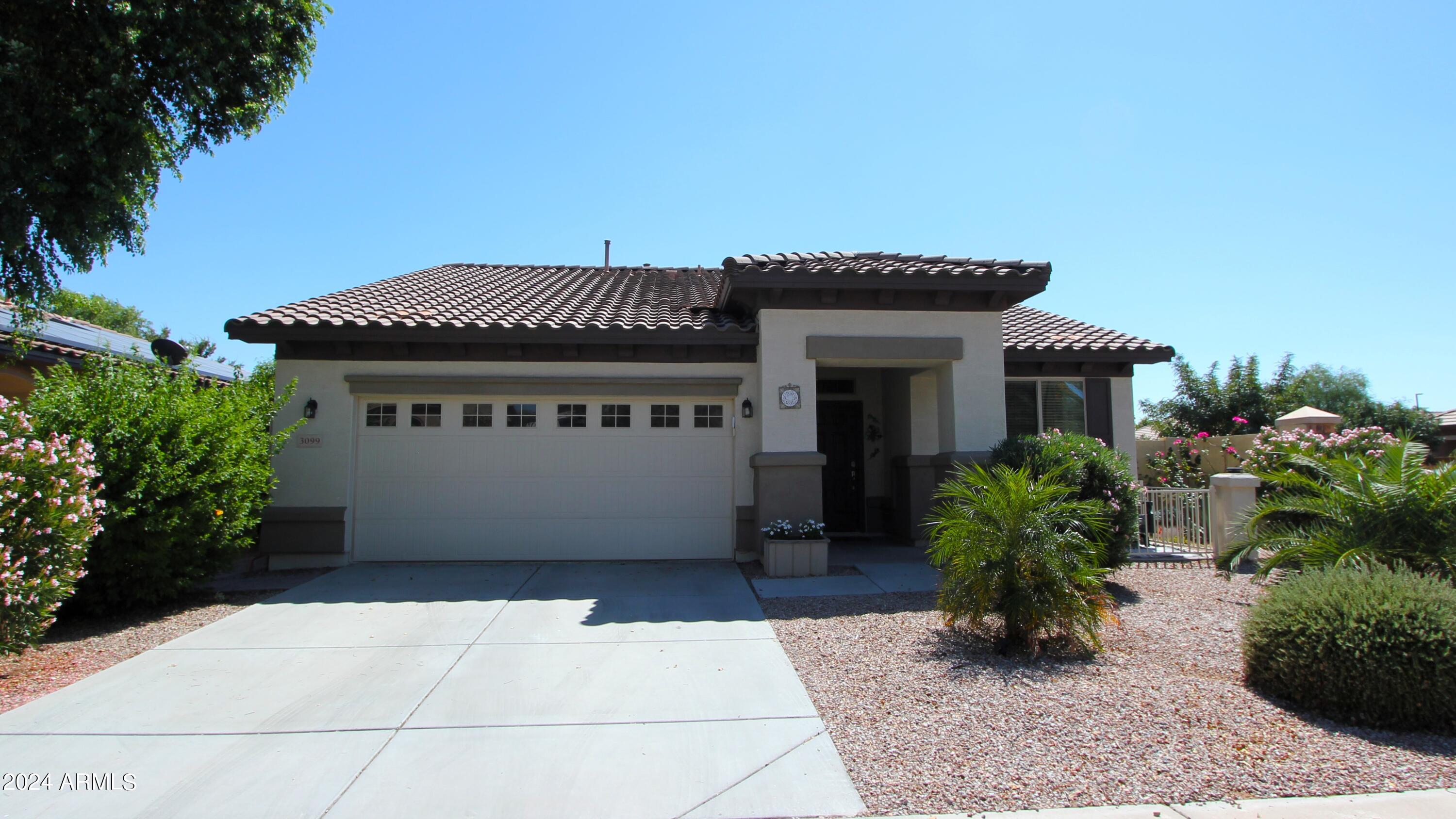 3099 East Ridgewood Lane Gilbert, AZ 85298 - Photo 2 of 38 IMG_7329