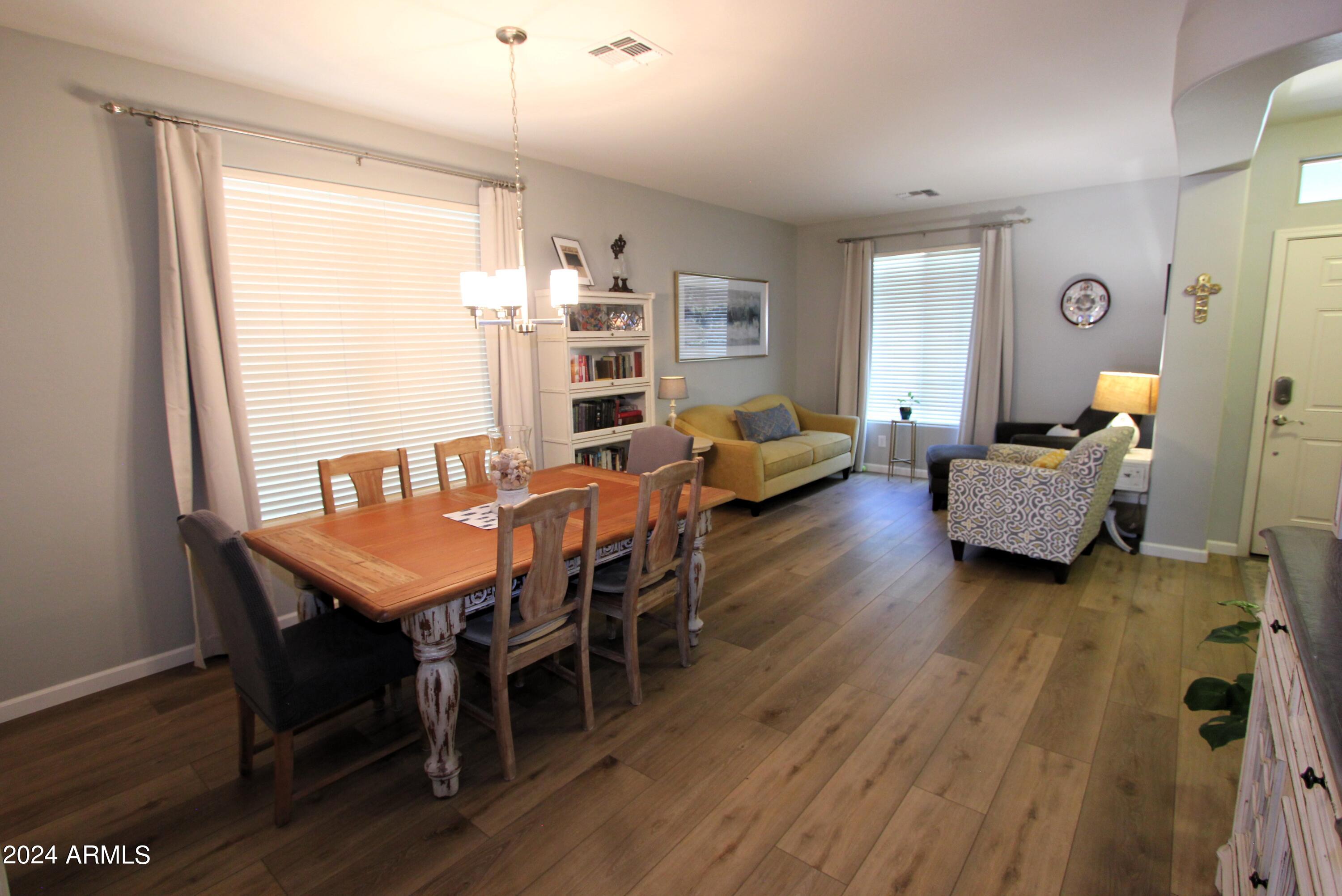 3099 East Ridgewood Lane Gilbert, AZ 85298 - Photo 3 of 38 IMG_7336